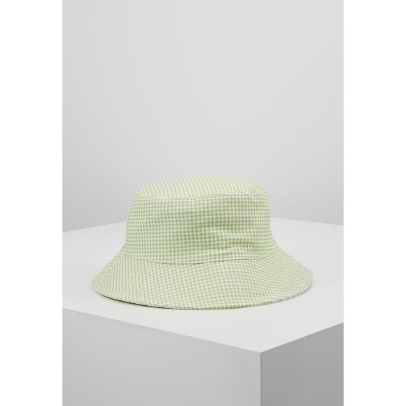NEW! Urban Outfitters Green Gingham Bucket Hat